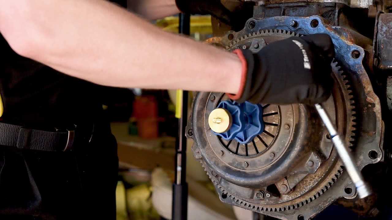 ✓How It Is and How To Use A 👉 UNIVERSAL CLUTCH CENTER
